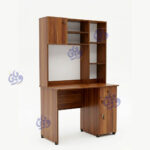 میز تحریر کتابخانه دار مدرن